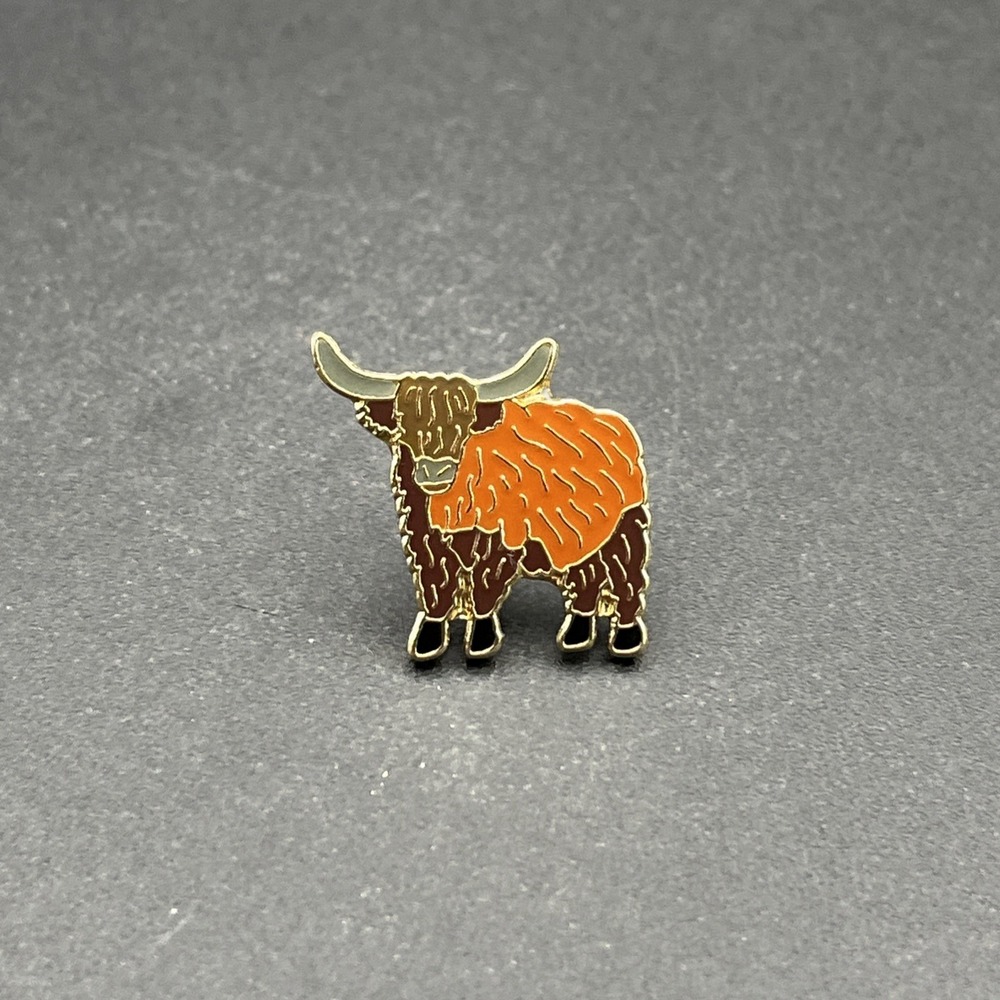 Hairy Fuzzy Highland Cow Steer Bull Lapel Hat Pin